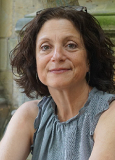 Kathryn Blough Headshot